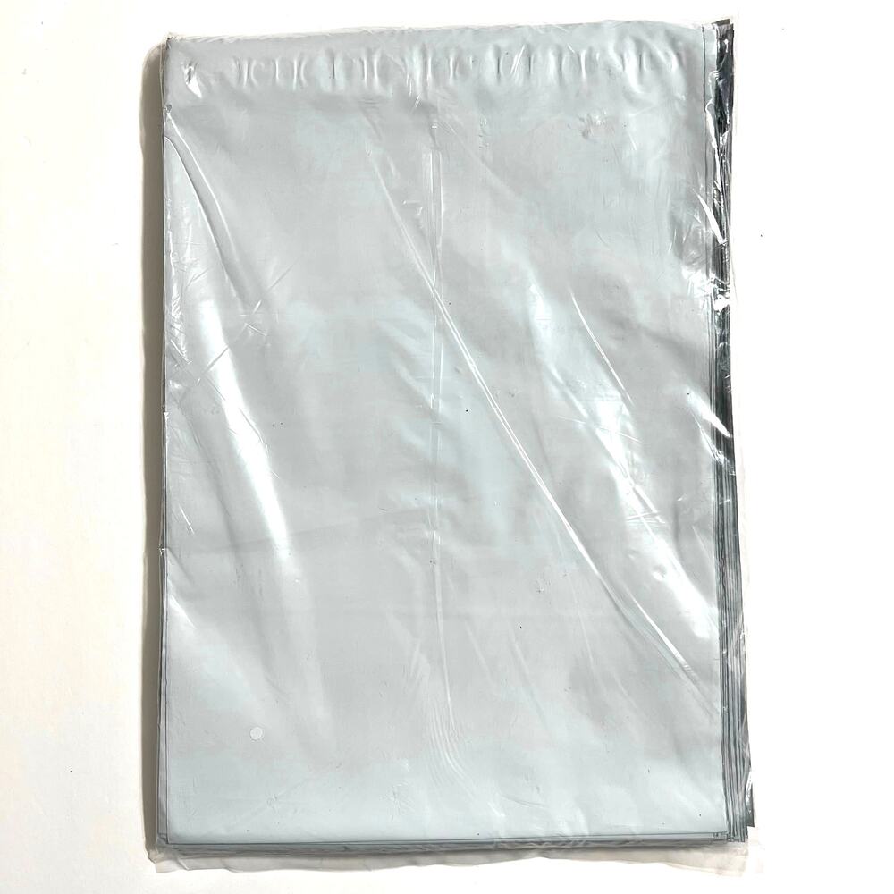 Pack of 100 Poly Mailers 10 x 13 Shipping Envelopes Self Sealing Tear Resistant - Picture 5 of 6